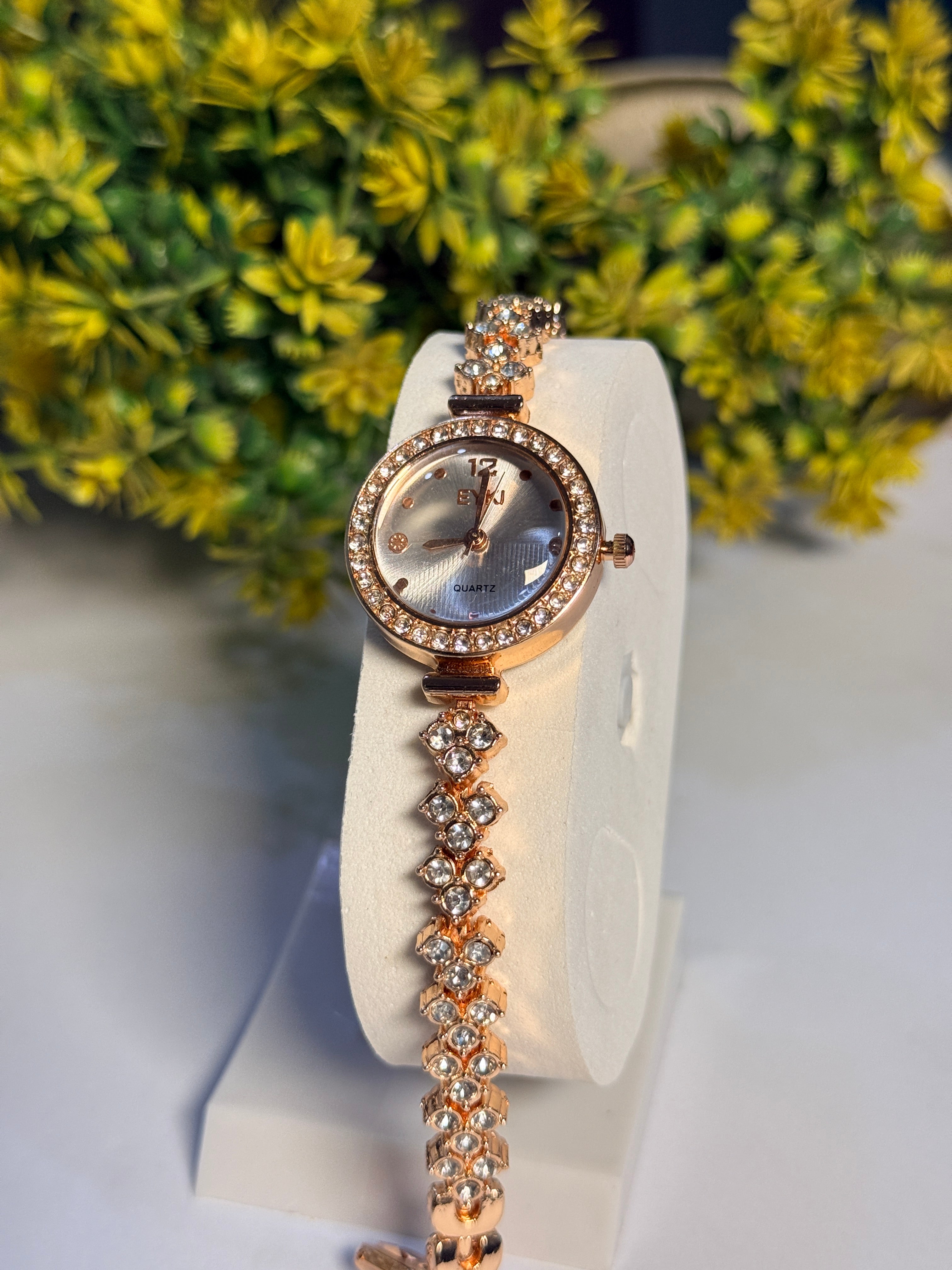 Rose Gold Crystal Flower Bracelet Watch with Pearlescent Dial